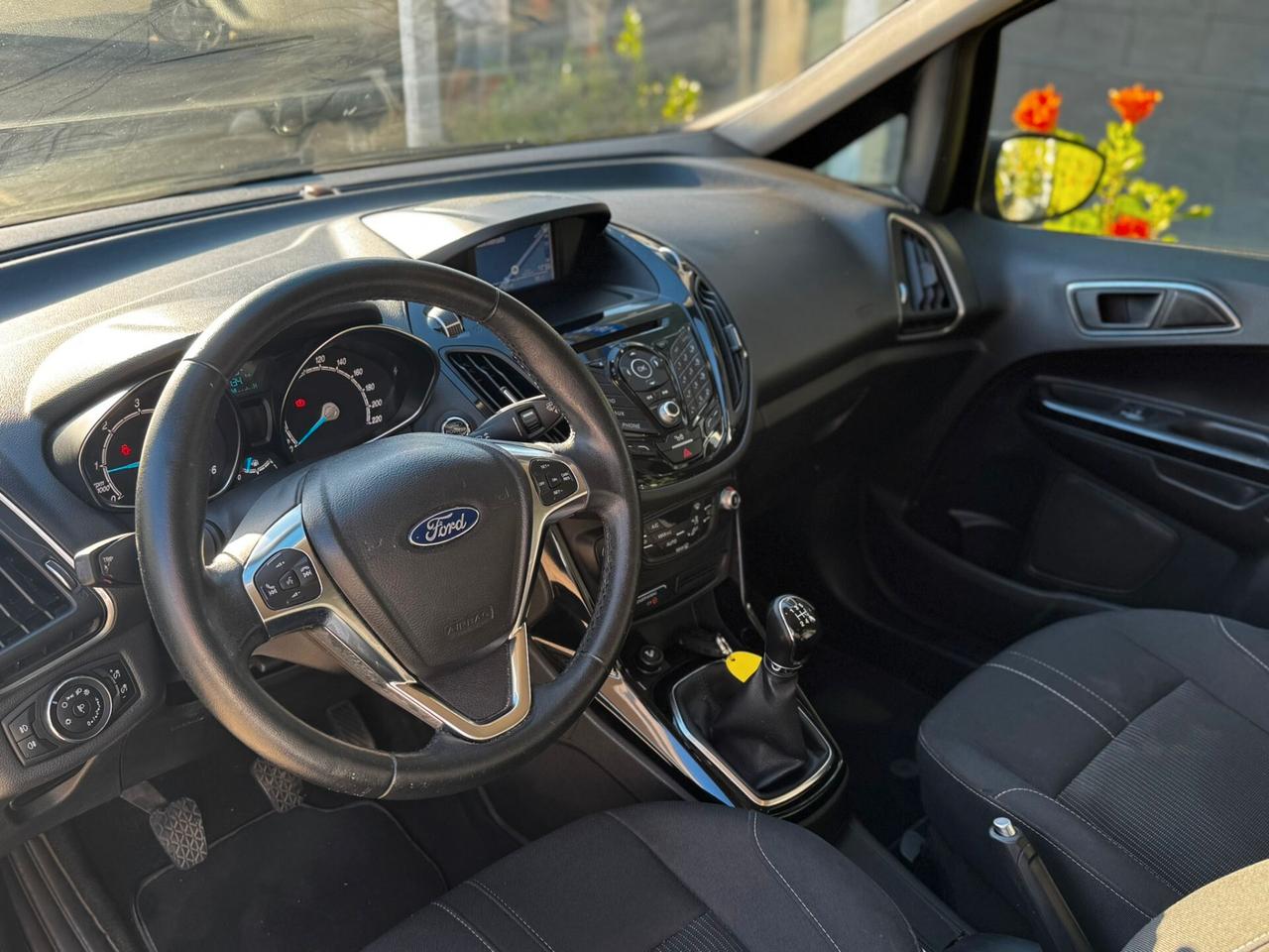 Ford B-Max 1.5 TDCi 95 CV Business Titanium