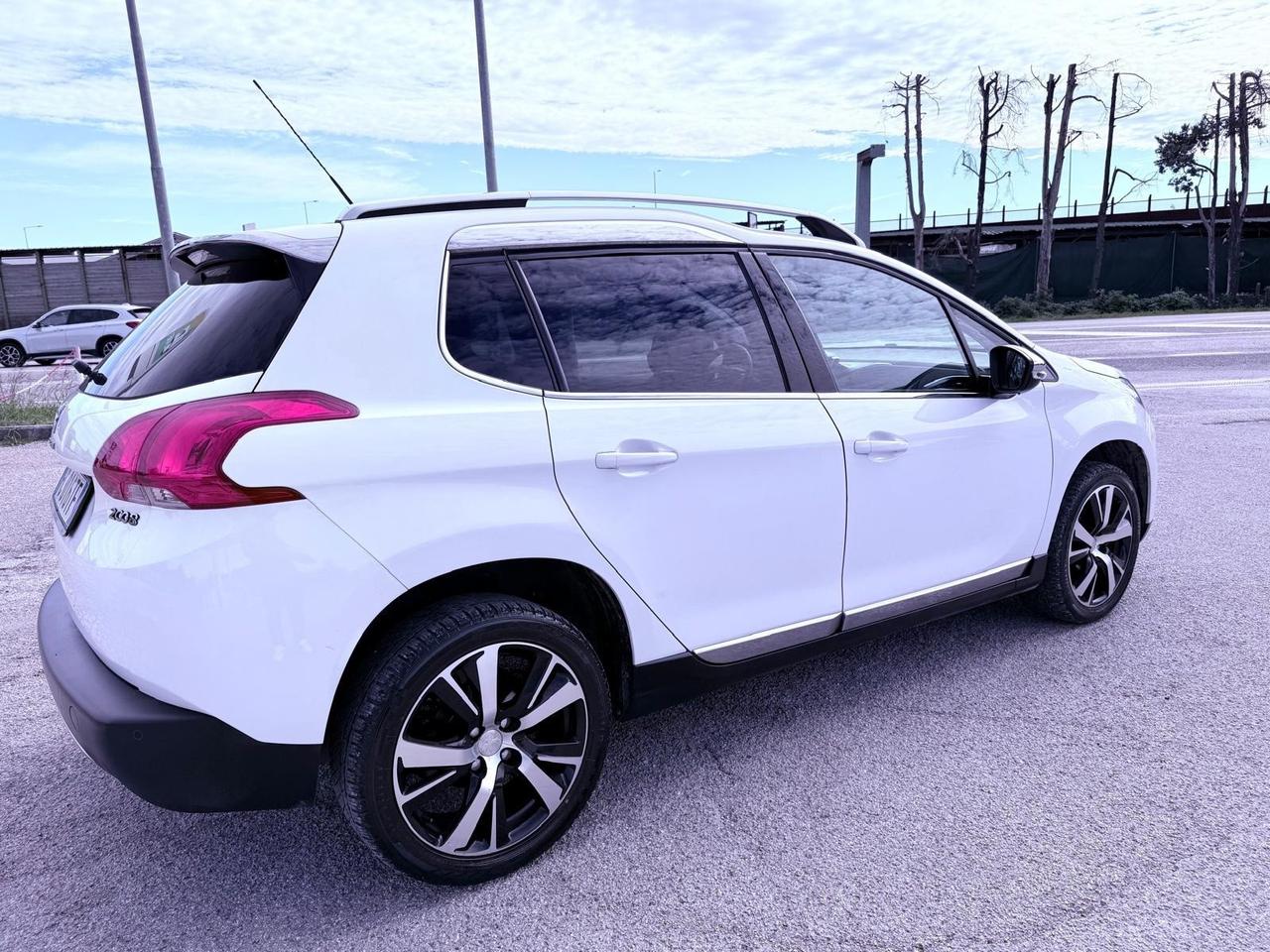Peugeot 2008 BlueHDi 120 S&S Ok neopatentati