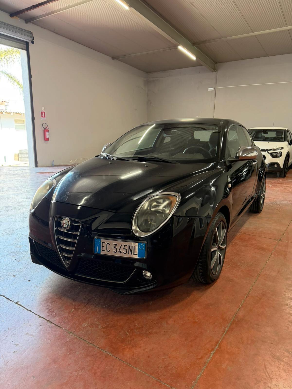 Alfa Romeo MiTo 1.6 JTDm 16V Distinctive Sport Pack