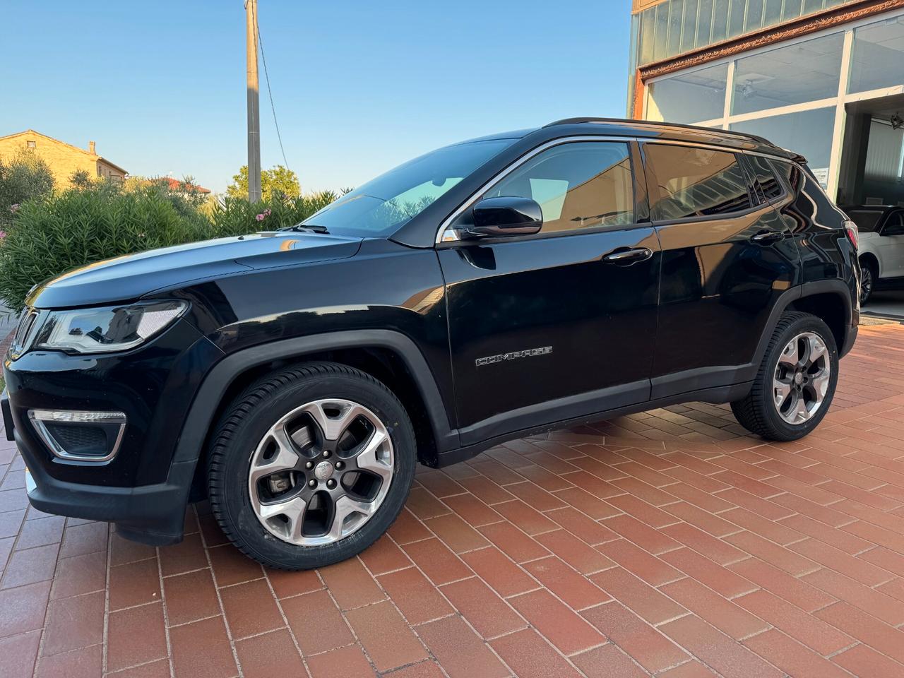 Jeep Compass 1.6 Multijet limited da 190 euro al mese 1 anno di garanzia