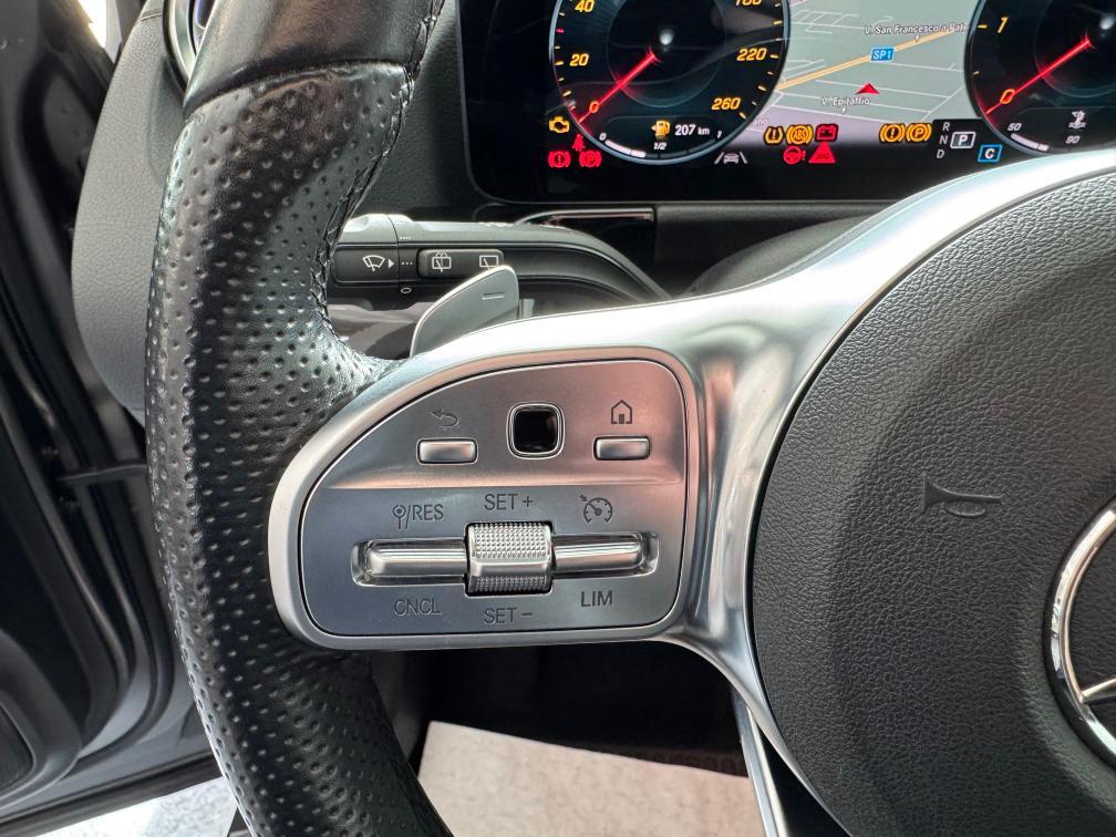 Mercedes GLA 200d AMG Premium Tetto Soli 29000 km