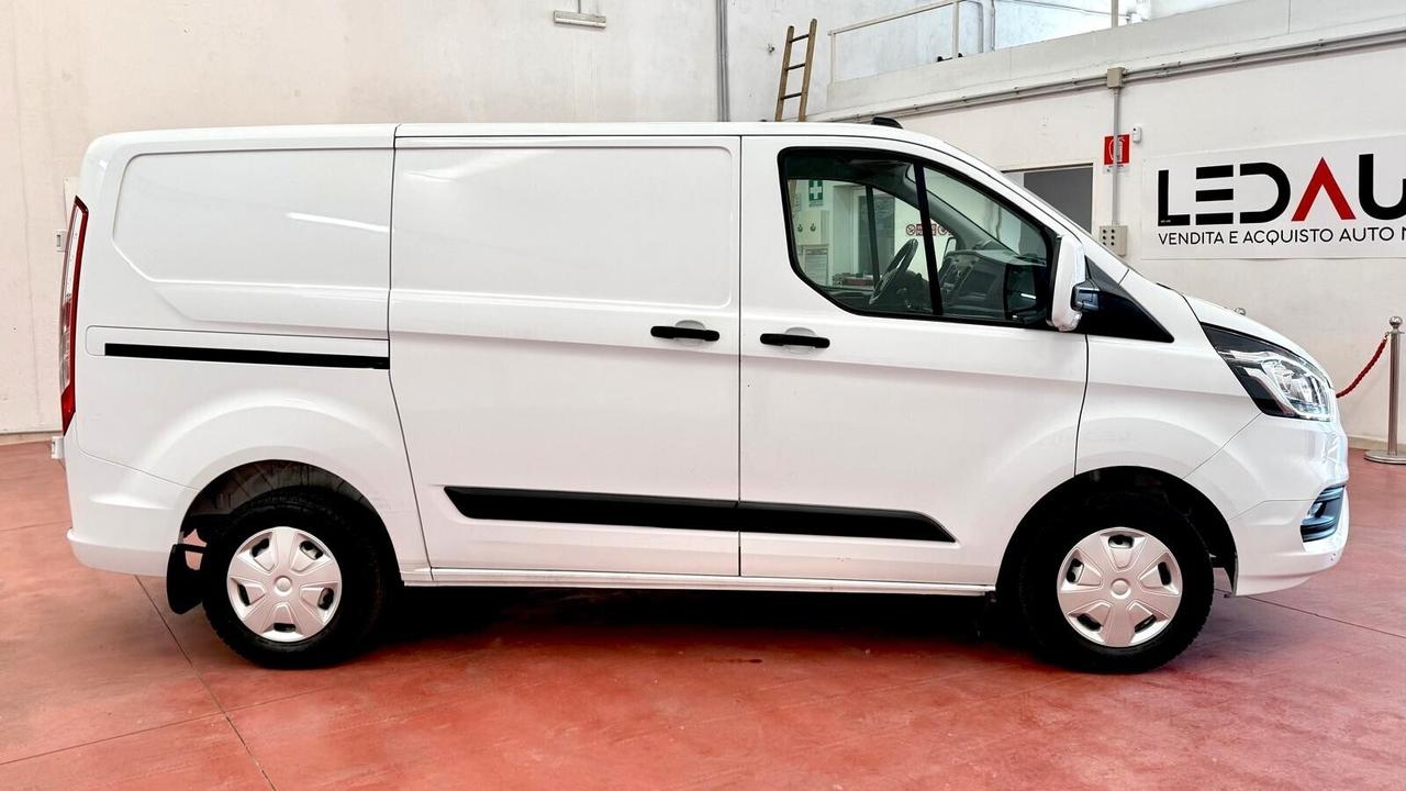 Ford TRANSIT CUSTOM 130CV MHEV L1H1 +IVA