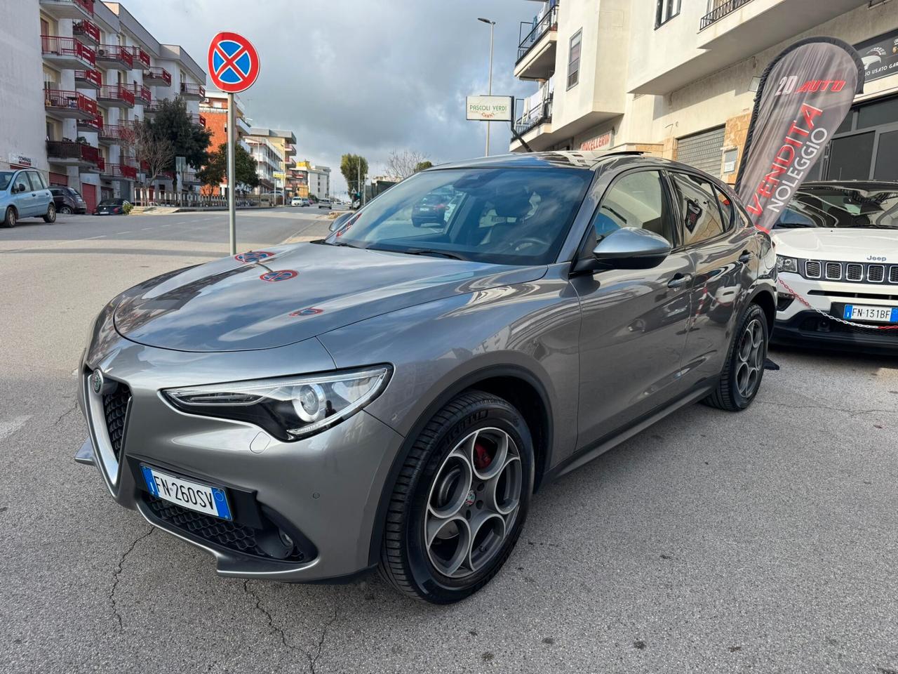 Alfa Romeo Stelvio 2.2 Jtdm Q4 Super * 210cv * Tetto * Navi * Pelle * Garantita 12 Mesi