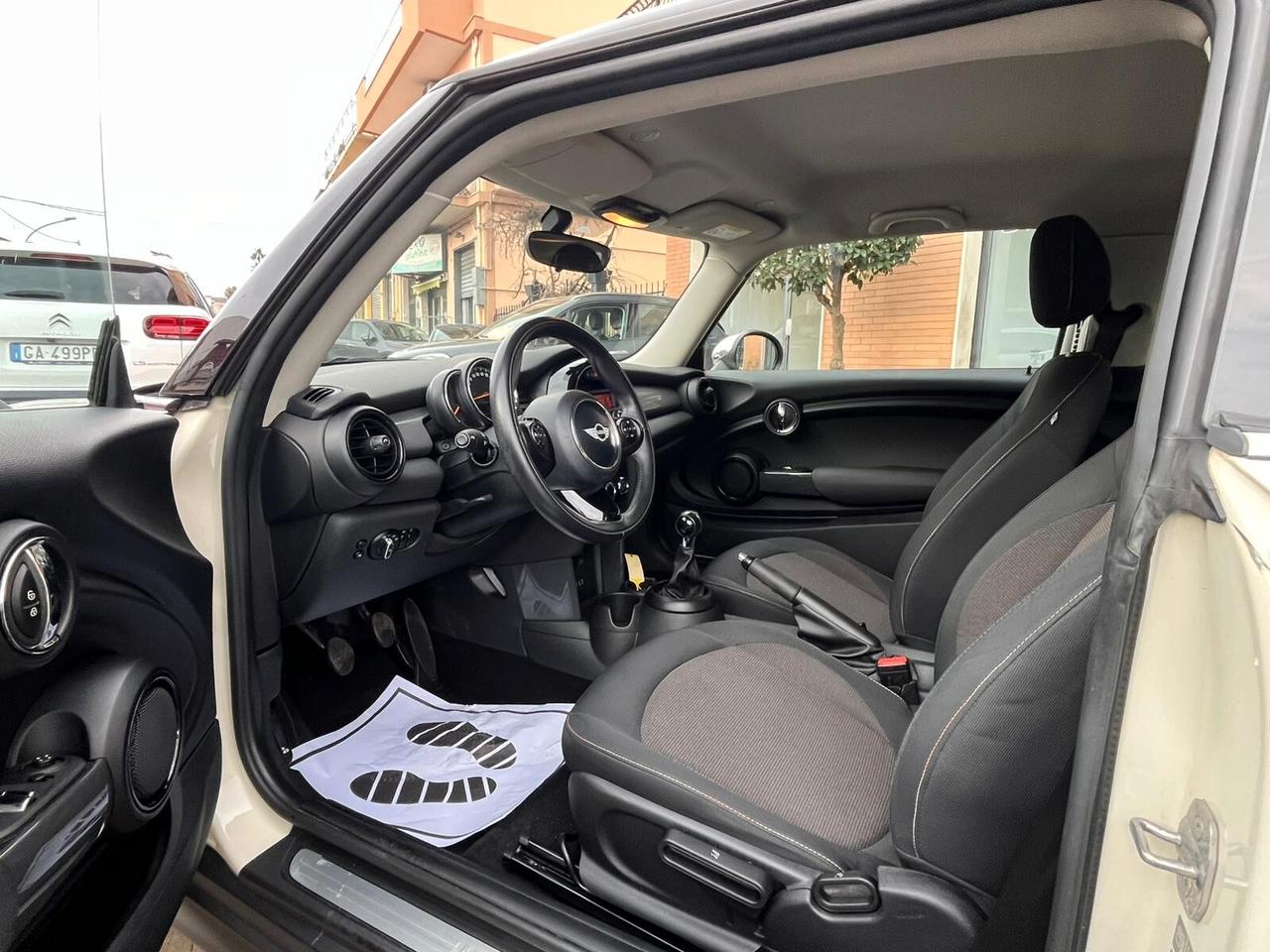 Mini 1.5 Cooper D 115cv