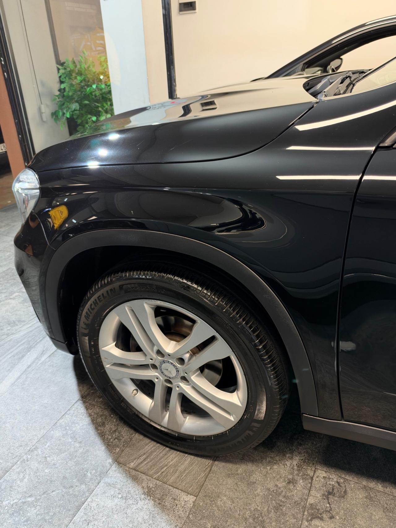 Mercedes-benz GLA 200 d Sport Tetto apribile