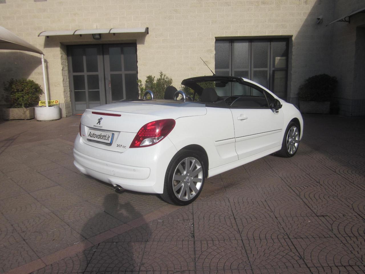 Peugeot 207 1.6 8V HDi 112CV CC Allure