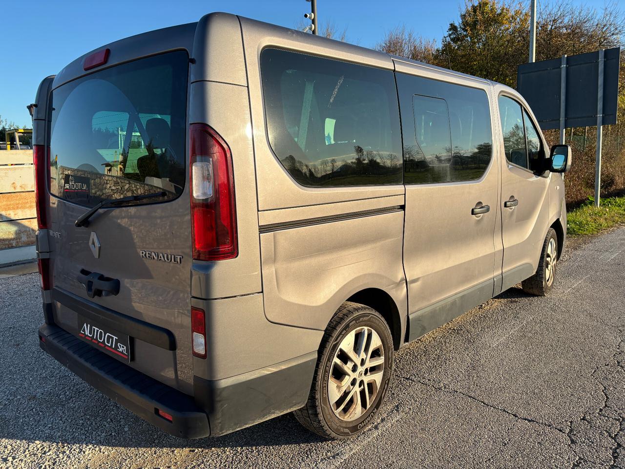 Renault Trafic T29 1.6 dCi 125CV 9 POSTI!!!! MOTORE ROTTO !!!!!!!