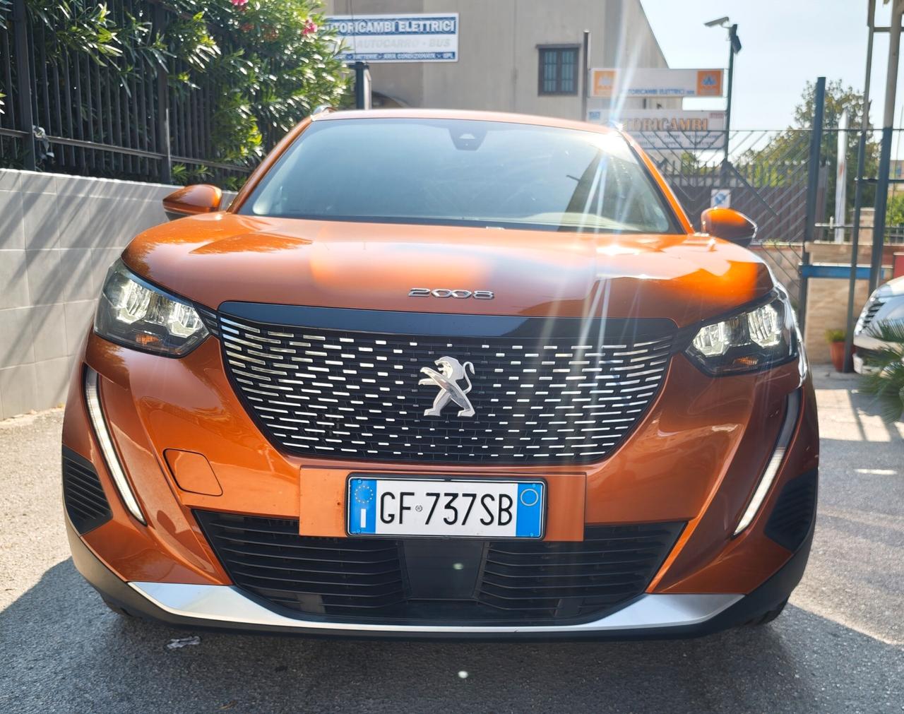 Peugeot 2008 BlueHDi 110 S&S Allure Pack