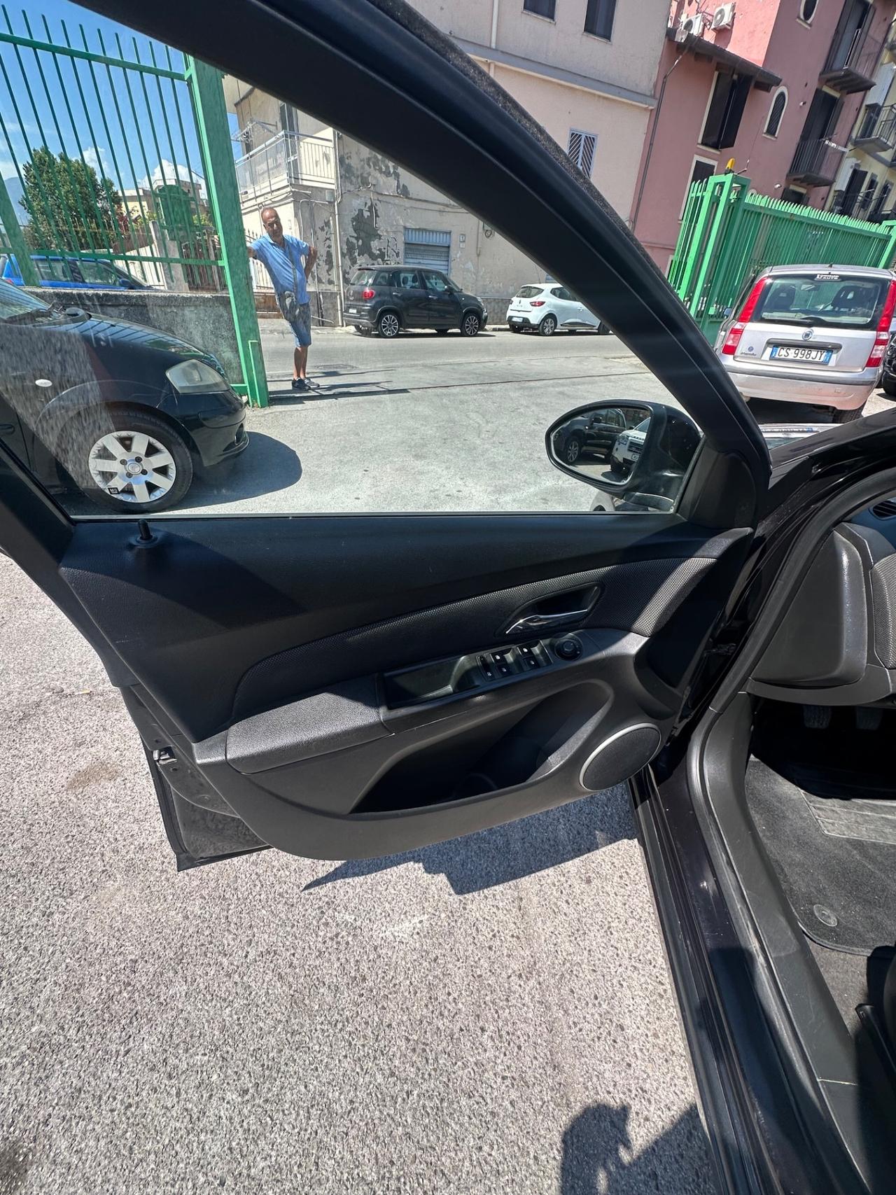 Chevrolet Cruze 1.8 5 porte LT GPL