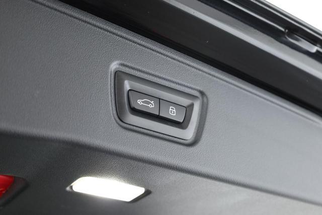 BMW 520 d 48V Tour Msport ACC PANORAMA KEYLESS RATA 820 ?