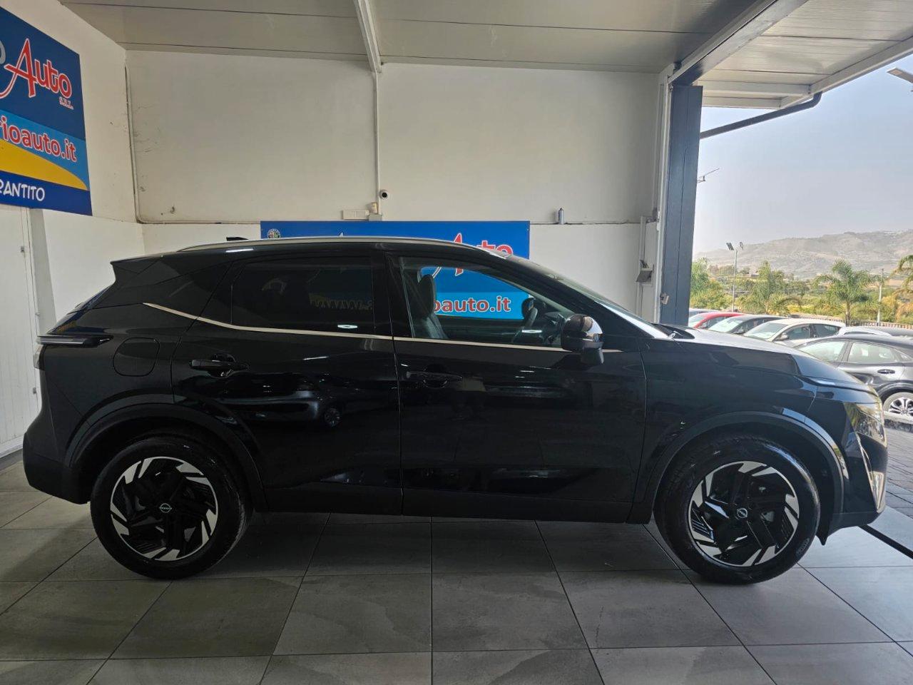 Nissan Qashqai 1.3 mhev N-Connecta 2wd 140cv + TETTO PANORAMICO