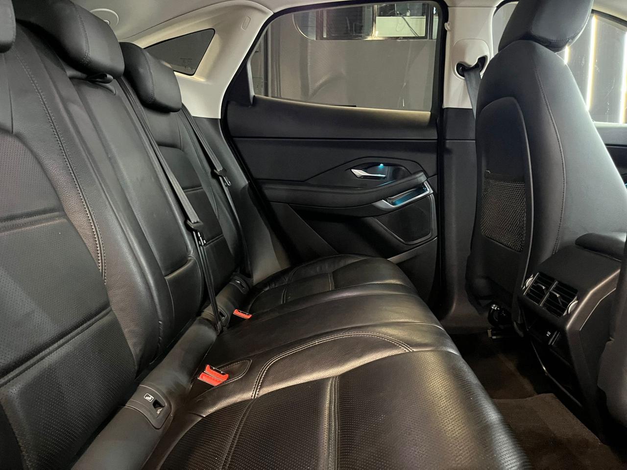 Jaguar E-Pace 2.0D 150 CV AWD R-Dynamic HSE