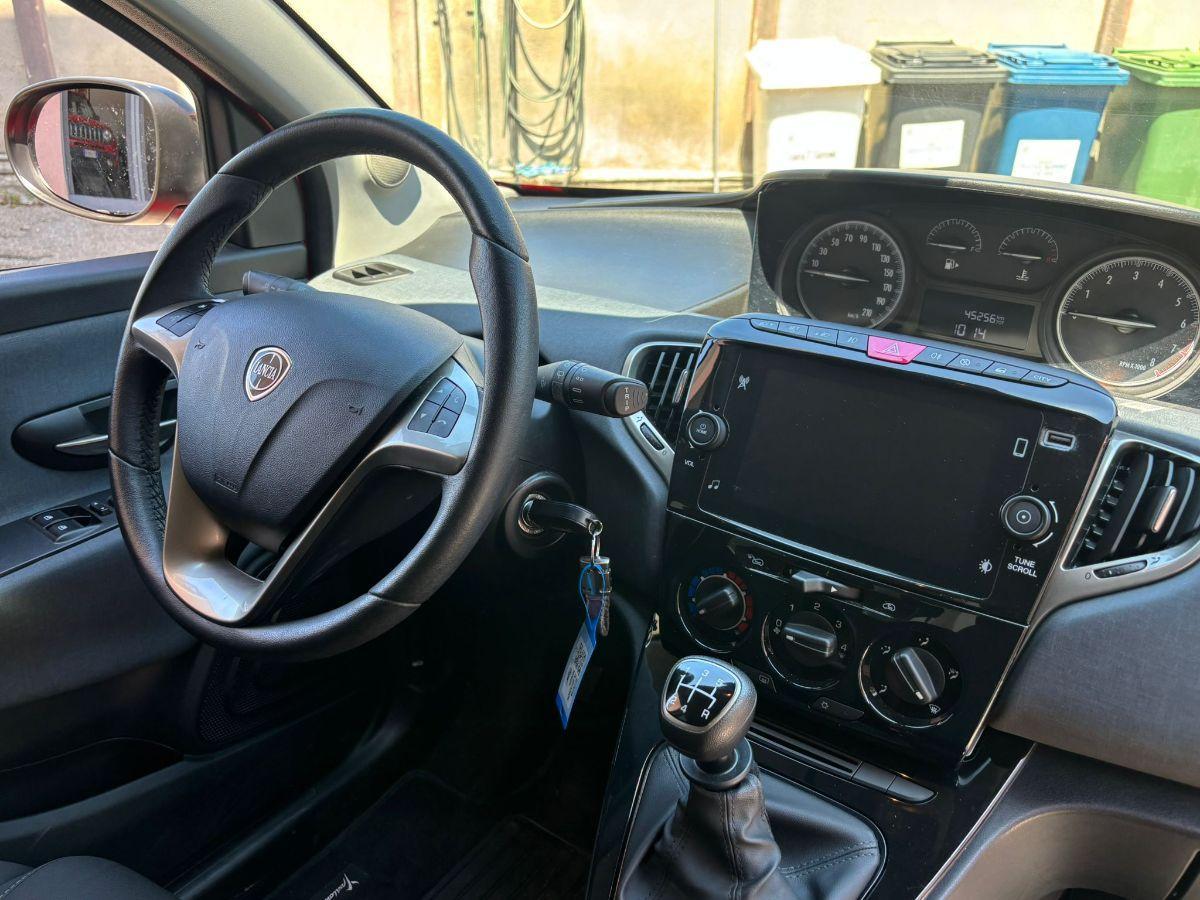 LANCIA Ypsilon 1.2 69CV 5p. GPL Ecochic Gold