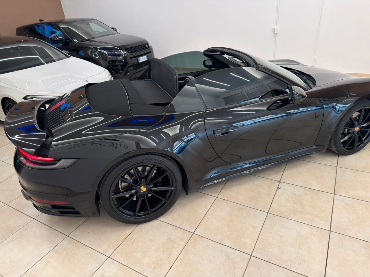 Porsche 911 Carrera 4S Cabriolet