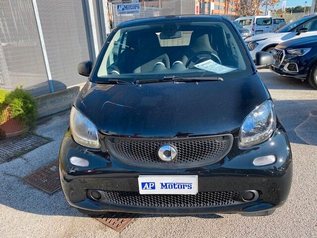 Smart ForTwo 70 1.0 twinamic cabrio Youngster Neopatentati