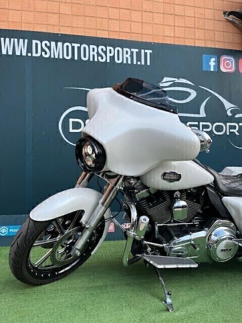 Harley-davidson FLHTCU Ultra Classic Electra Glide Abs