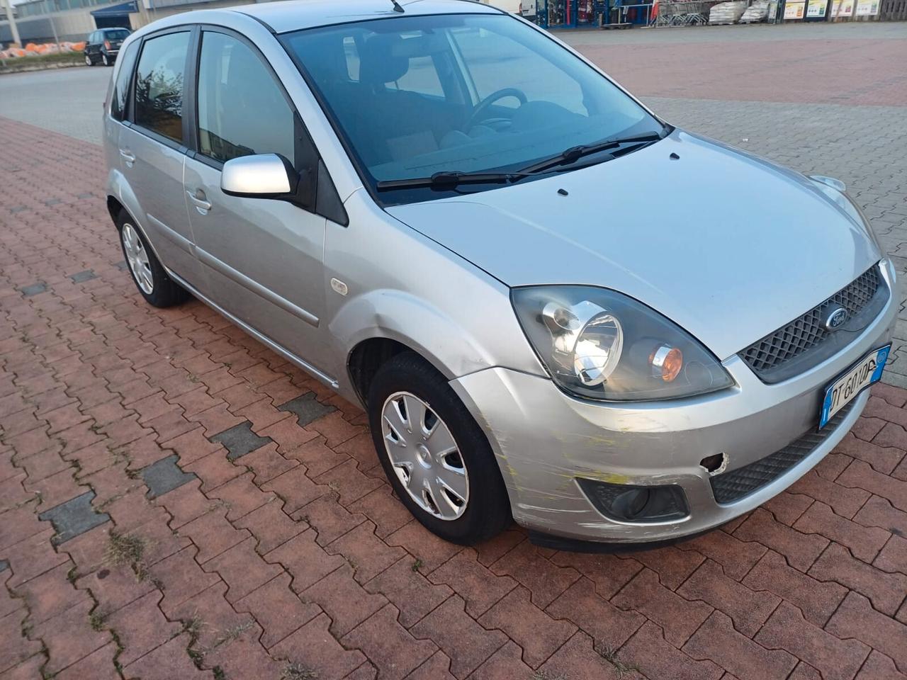 Ford Fiesta 1.4 TDCi 5p. Ghia