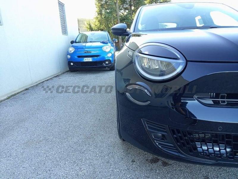 FIAT 600 600 Hybrid My25 600 1.2 Hybrid136cv