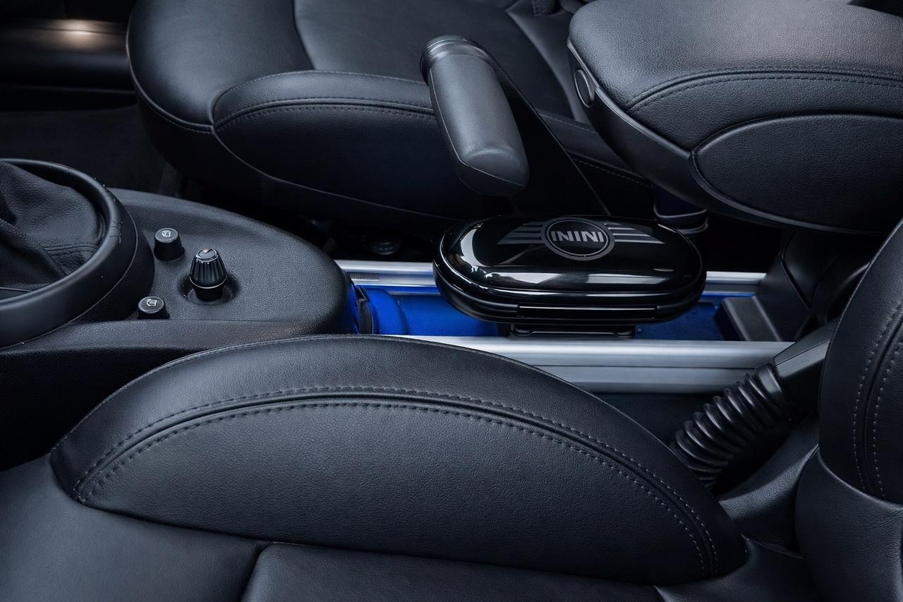 MINI COUNTRYMAN 2.0 SD 143CV FULL DA VETRINA