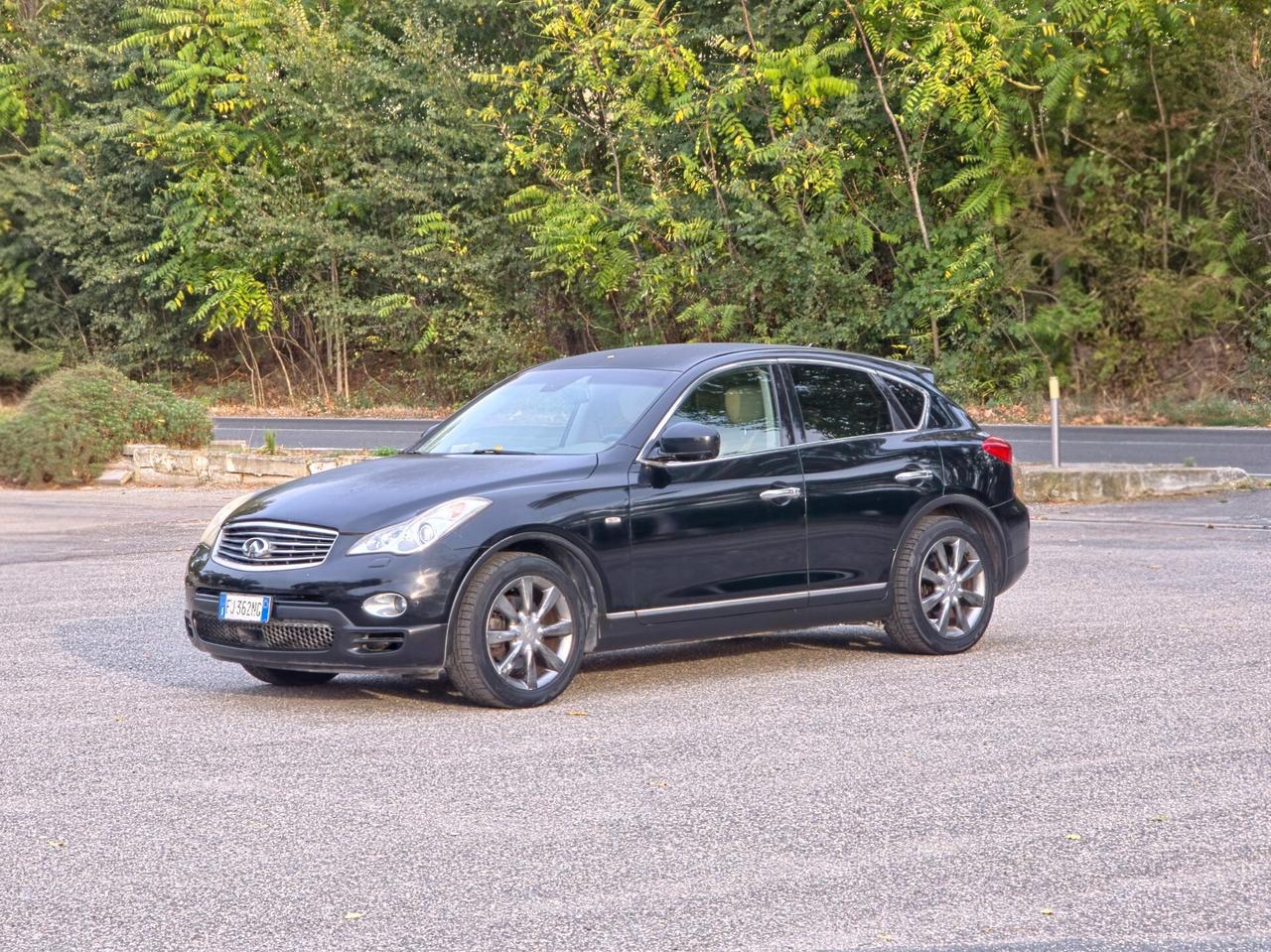 Infiniti EX30 EX30d GT Premium CV-238 E5 Automatico 2011
