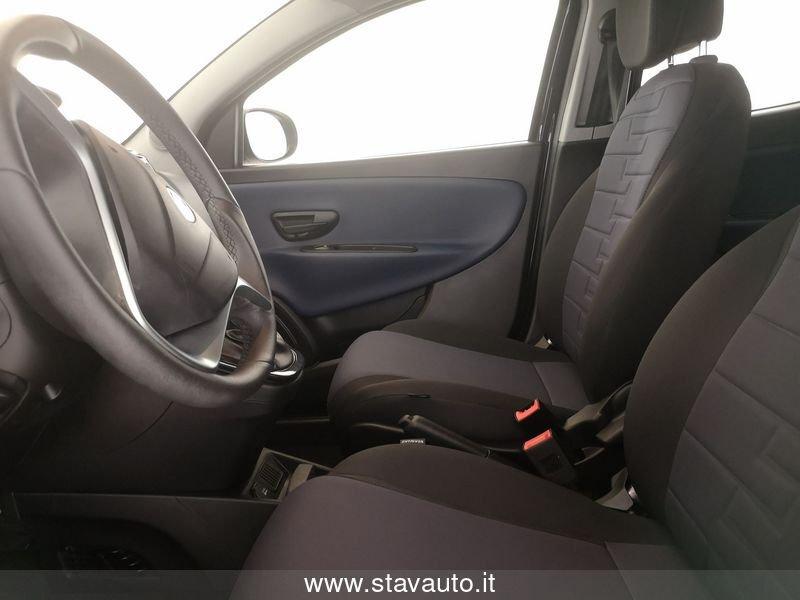 Lancia Ypsilon MY24 1.0 PLA
