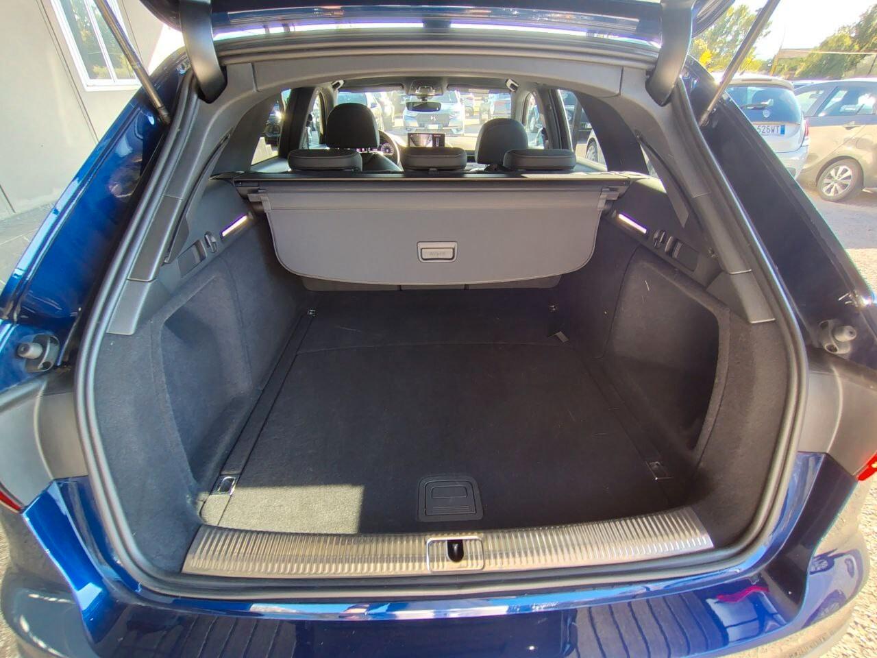 Audi A4 Avant 40 TDI quattro S tronic line edition