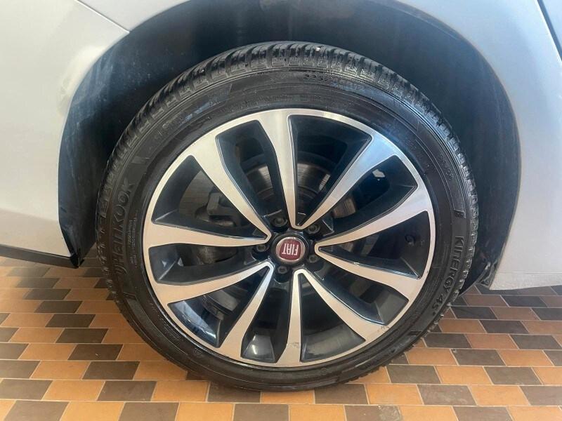 FIAT Tipo (2015-->) Tipo 1.6 Mjt S&S DCT SW Lounge