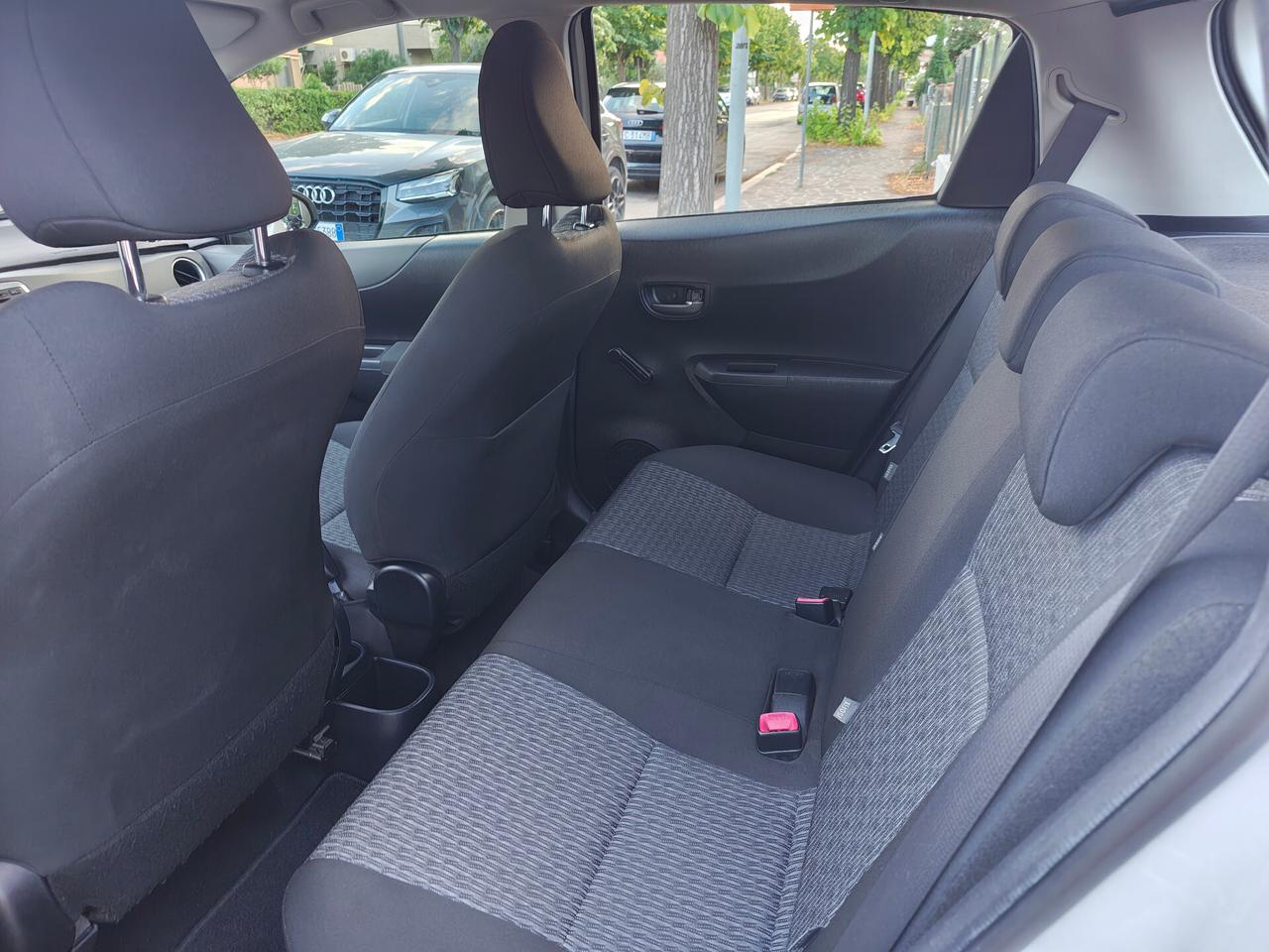 Toyota Yaris 1.0 5 porte Lounge