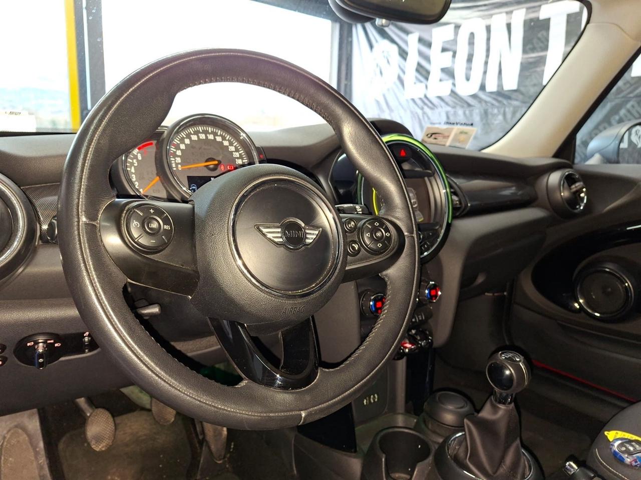 Mini 1.2 One 75 CV km 99 mila certificati adatta a neopatentati