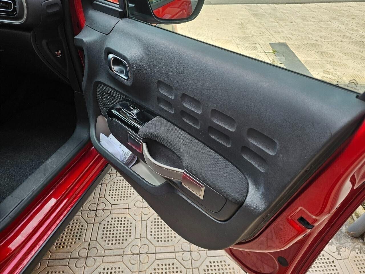 Citroen C3 BlueHDi 100 S&S Shine Pack