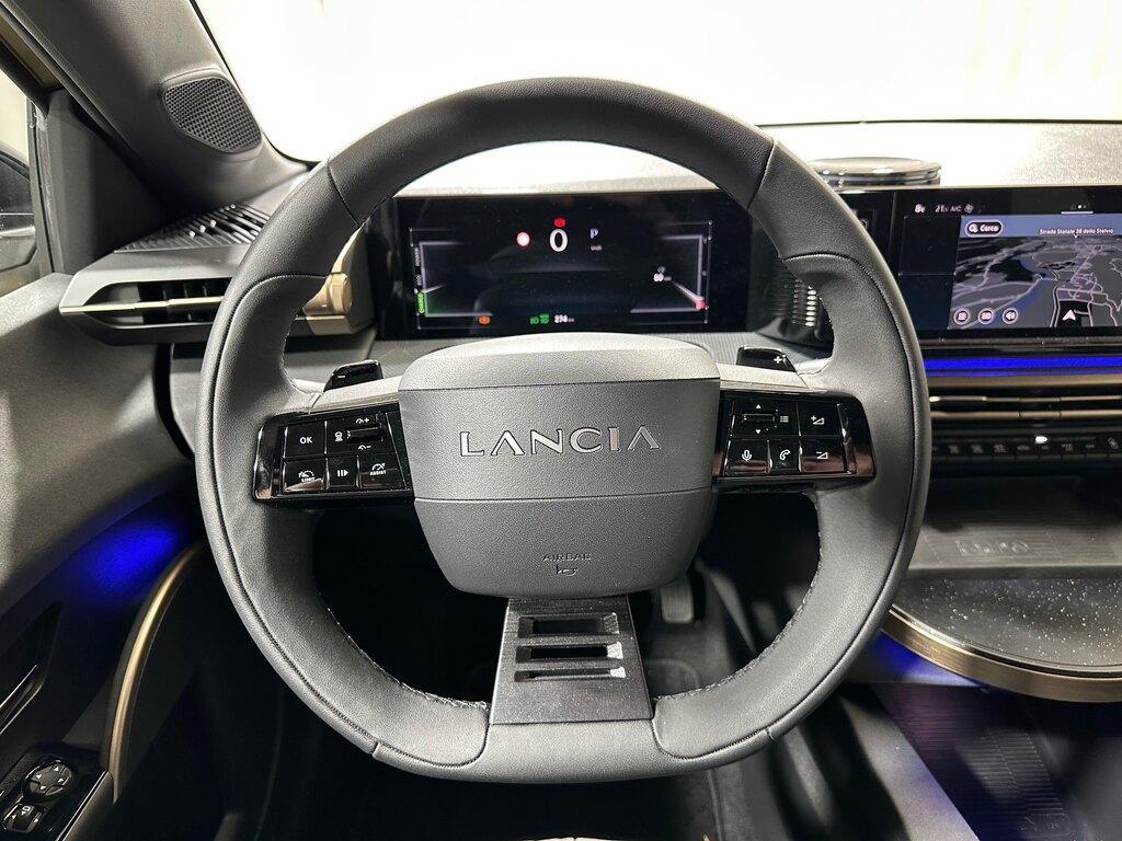 Lancia Ypsilon 1.2 mhev LX e-dct