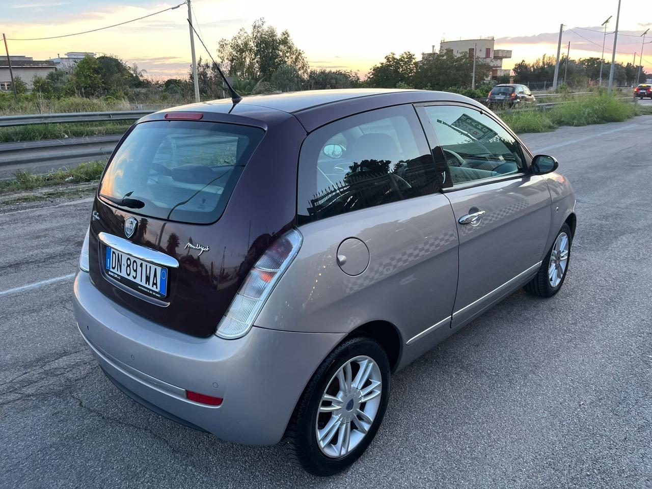 Lancia Ypsilon 1.3 MJT 90 CV Platino 2008
