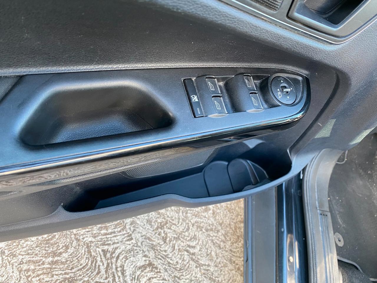 Ford B-Max 1.5 TDCi 75 CV Titanium | 2013