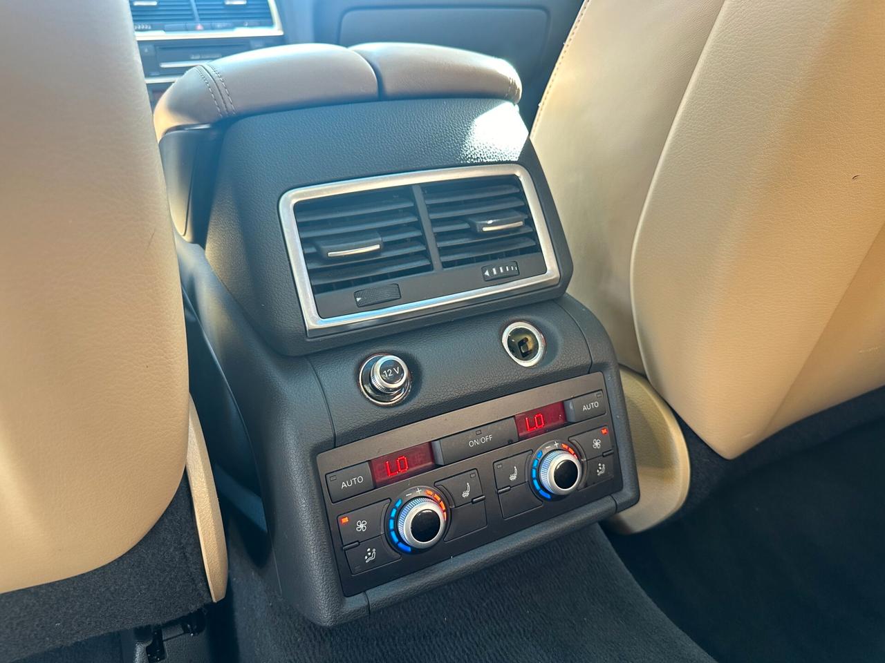 Audi Q7 4.2 V8 TDI quattro