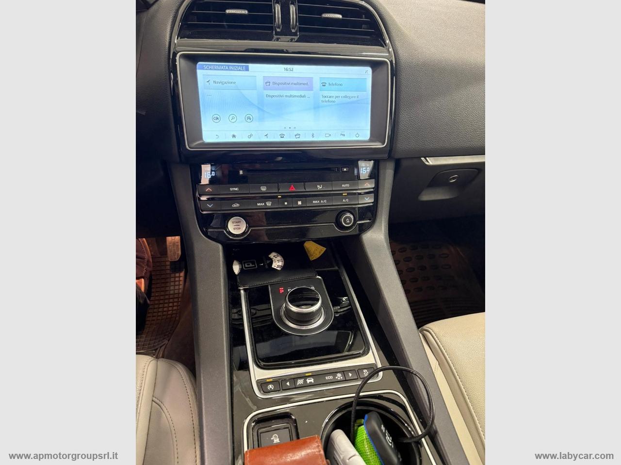 JAGUAR F-Pace 2.0 D 180 CV AWD aut. Prestige