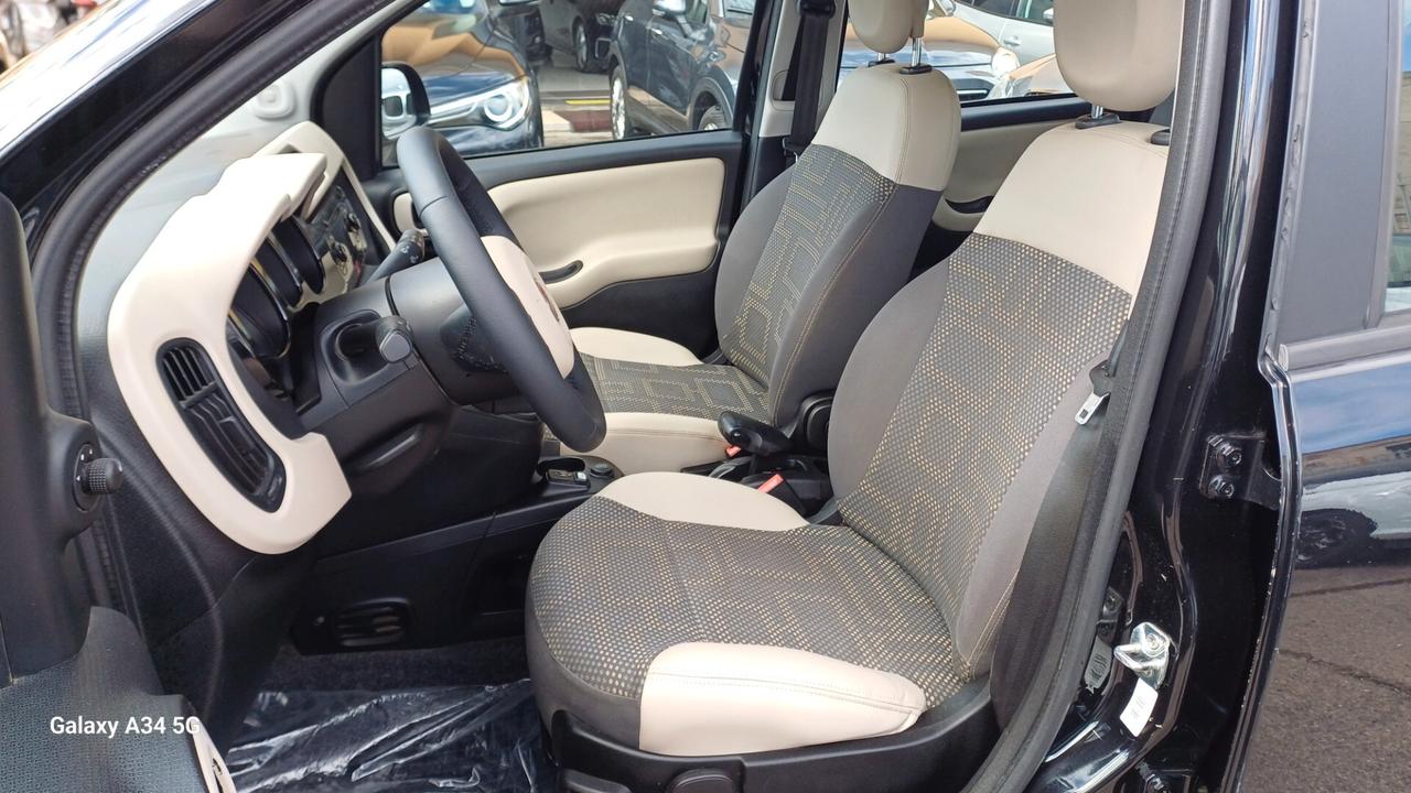 Fiat Panda 0.9 TwinAir Turbo Natural Power Trekking