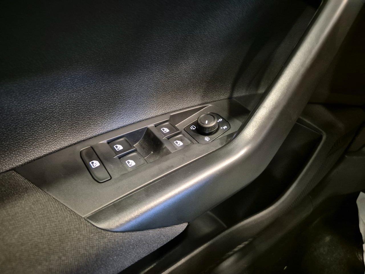 Volkswagen Taigo 1.0 tsi Life 115cv - NEOPATENTATI - Carplay - Cruise/Lim - Sens. Park.