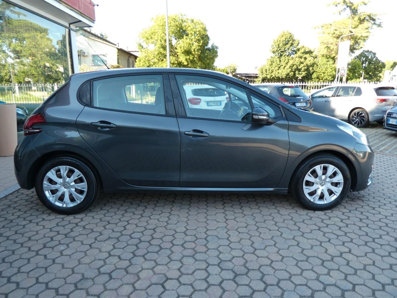 Peugeot 208 BlueHDi 75 Allure OK NEOPATENTATI