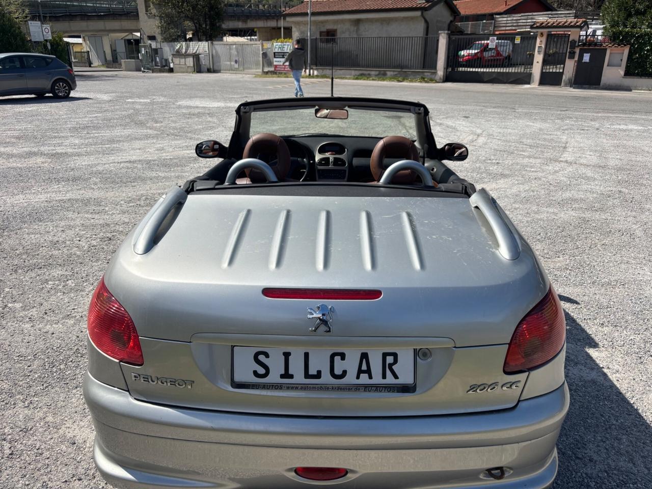 Peugeot 206 1.6 16V CC Enfant Terrible Roland Garros