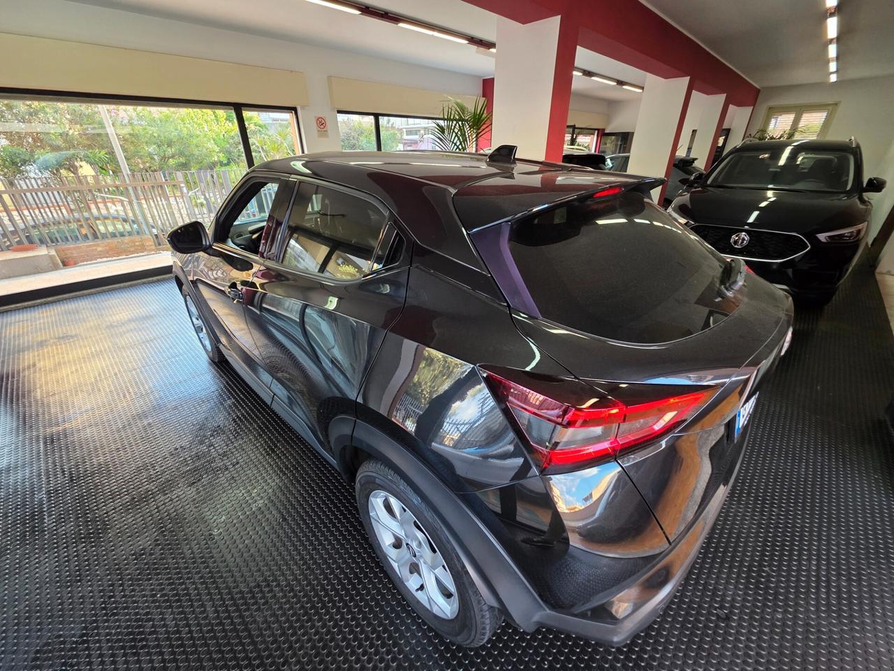 Nissan Juke 1.0 DIG-T 117 CV Tekna