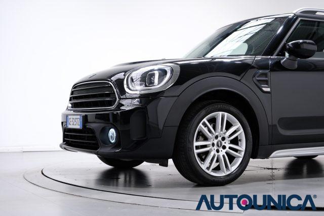 MINI Countryman 1.5 COOPER ESSENTIAL AUTOMATICA