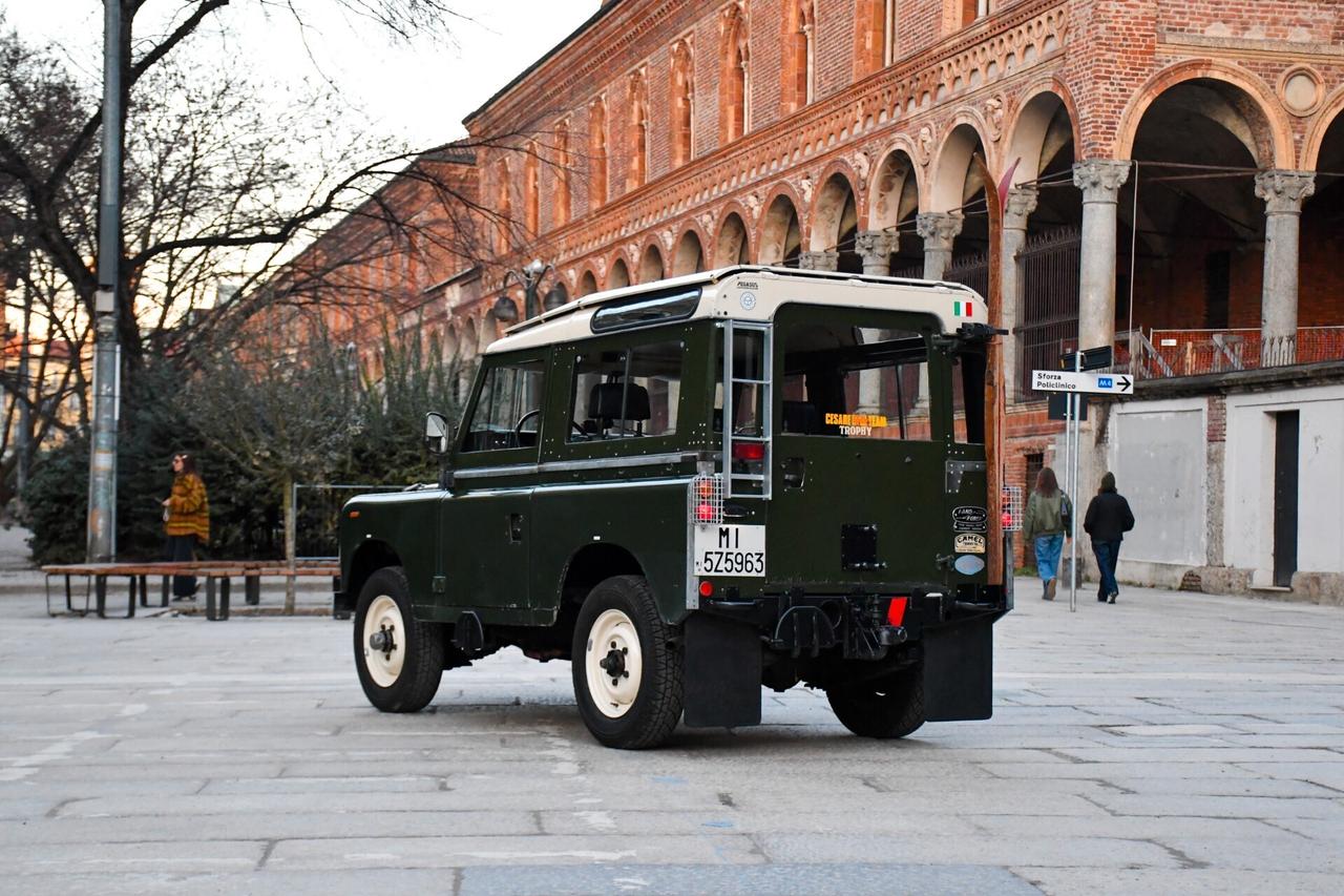 Land Rover Series 88