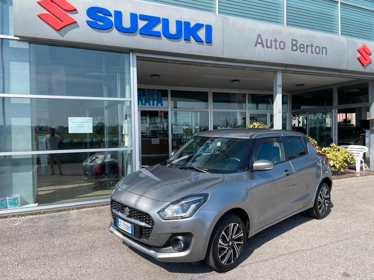Suzuki Swift 1.2 Hybrid 4WD AllGrip Top