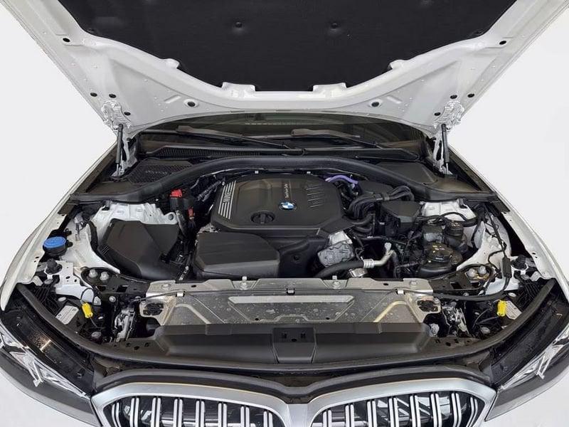 BMW Serie 3 320d 48V Touring Msport LED ACC NAVI RESTYLING 25