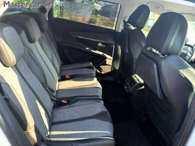 PEUGEOT 5008 1.5 bluehdi Allure EAT8 130CV - Navi 7 posti - GD