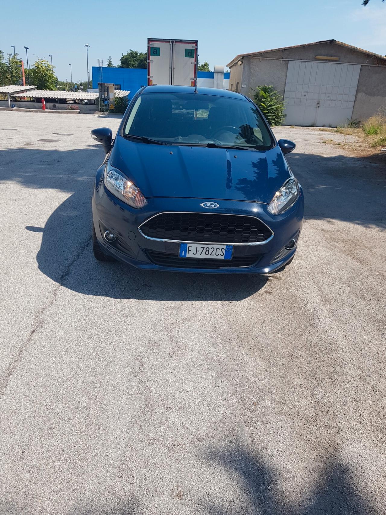 Ford Fiesta 1.5 TDCi 75CV 5 porte Titanium