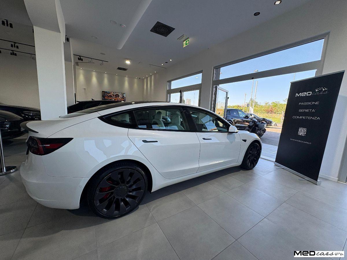 TESLA - Model 3 - Long Range Performance AWD
