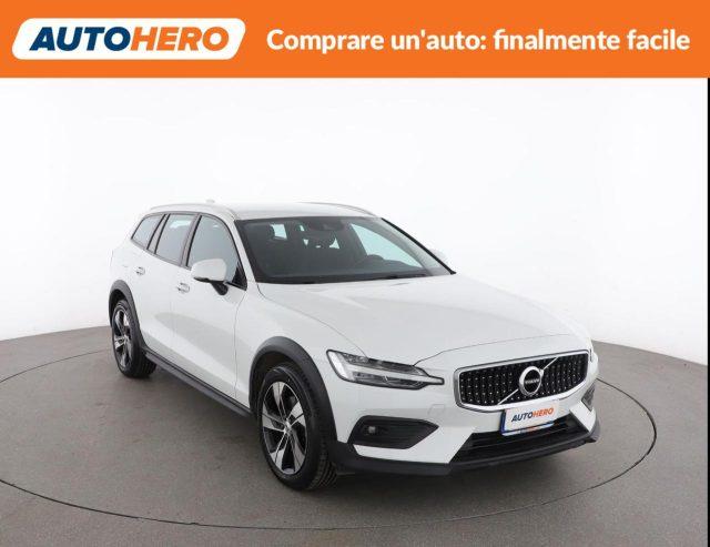 VOLVO V60 Cross Country B4 (d) AWD Geartronic Business Pro