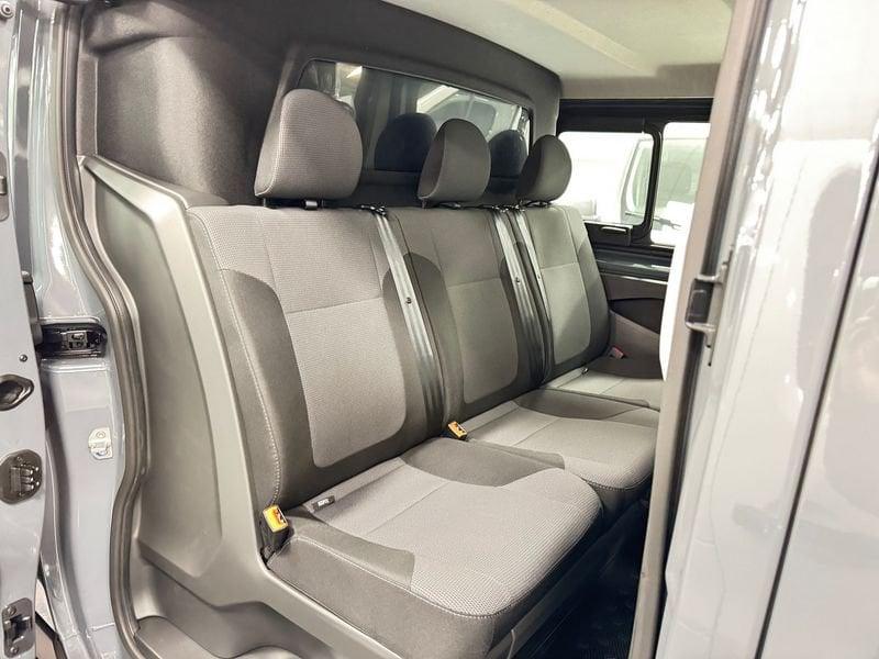 Renault Trafic PRONTA CONSEGNA !!! TRAFFIC DOPPIA CABINA PASSO LUNGO CAMBIO AUTOMATICO T29 2.0 BluedCi 170CV EAG9