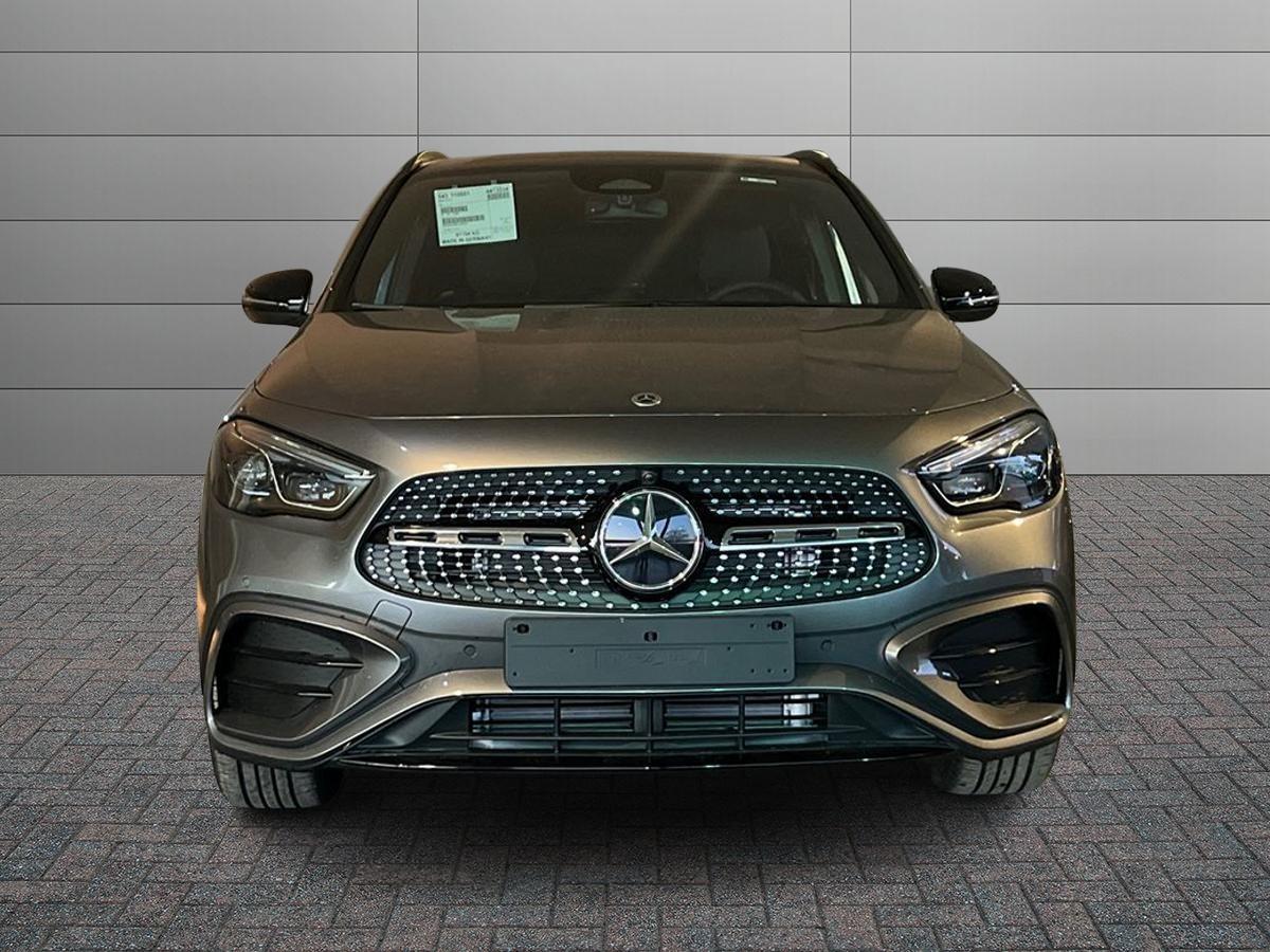 Mercedes-Benz GLA 180 d Automatic